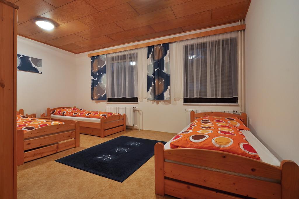Apartment Anna S Bazenem A Welness